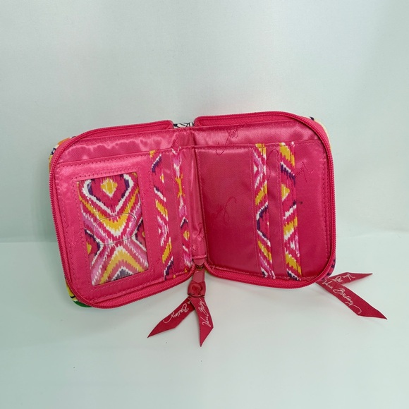 Vera Bradley Mini Zip Zip-Around Pink Floral Feminine Preppy Wallet Clementine - Picture 3 of 7